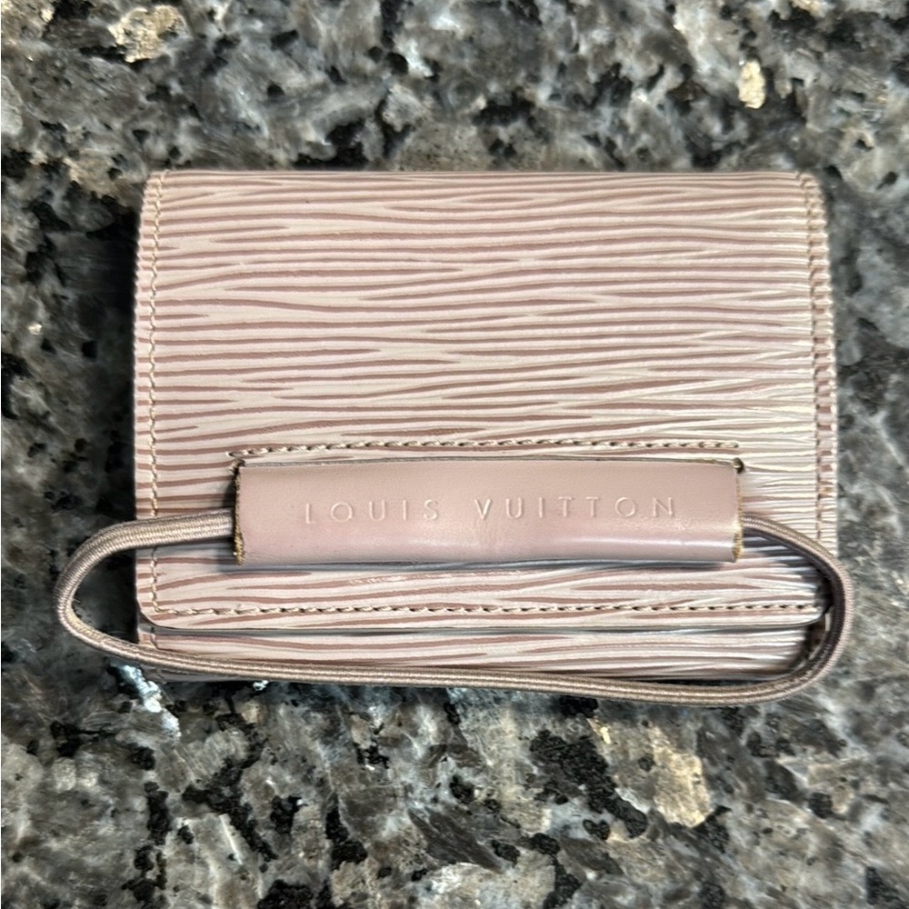 RARE Louis Vuitton Epi Lilac Color Wallet. Highly collectible.